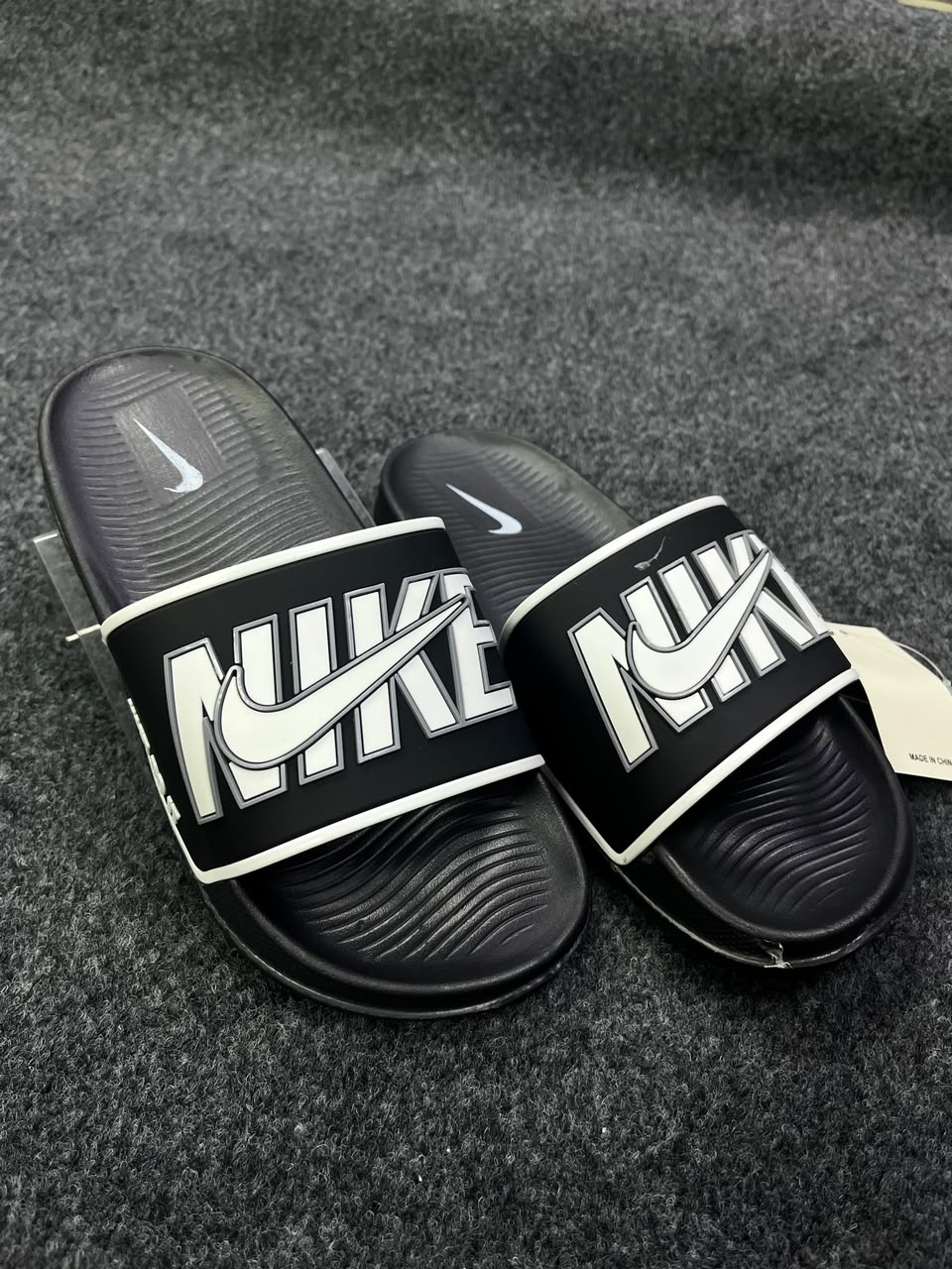 Nike Slides Black Nike Slides - Image 1